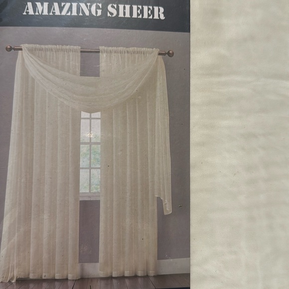 Amazing Sheer Beige 2 window panels - Picture 2 of 4